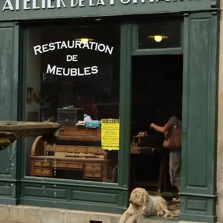 The Piggery, Charming Converted Stone Feriehus Saint-Mesmin (Dordogne)