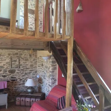 The Piggery, Charming Converted Stone Saint-Mesmin (Dordogne)