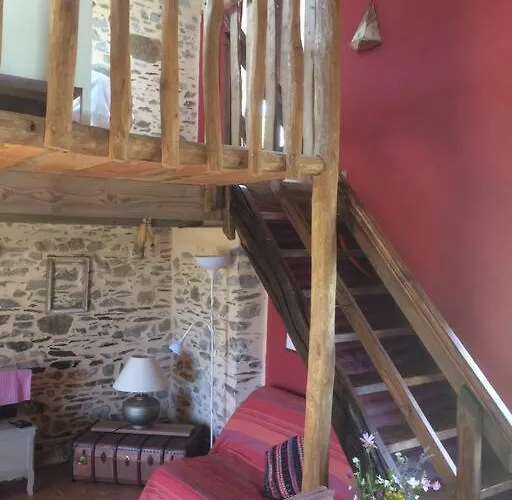 The Piggery, Charming Converted Stone Saint-Mesmin (Dordogne)