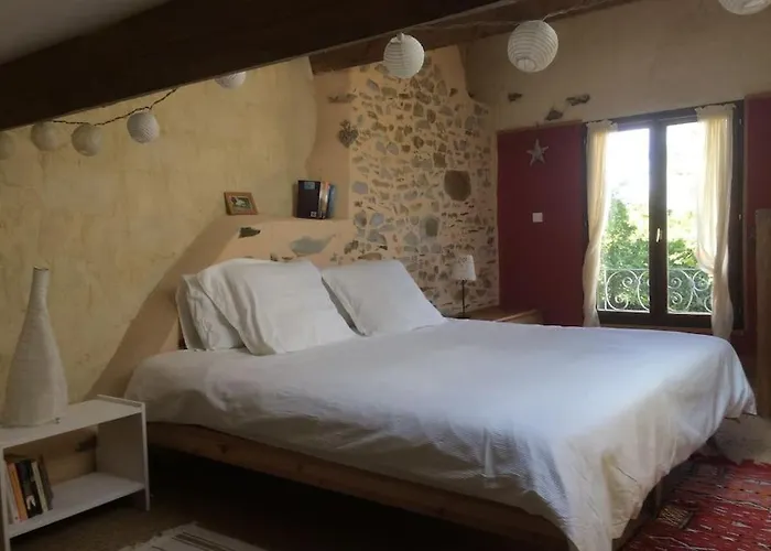 펜션 The Piggery, Charming Converted Stone Saint-Mesmin (Dordogne)